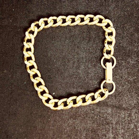 Lot Of 5 Silver Tone/Gold Tone Bracelets (3799) - Picture 7 of 7